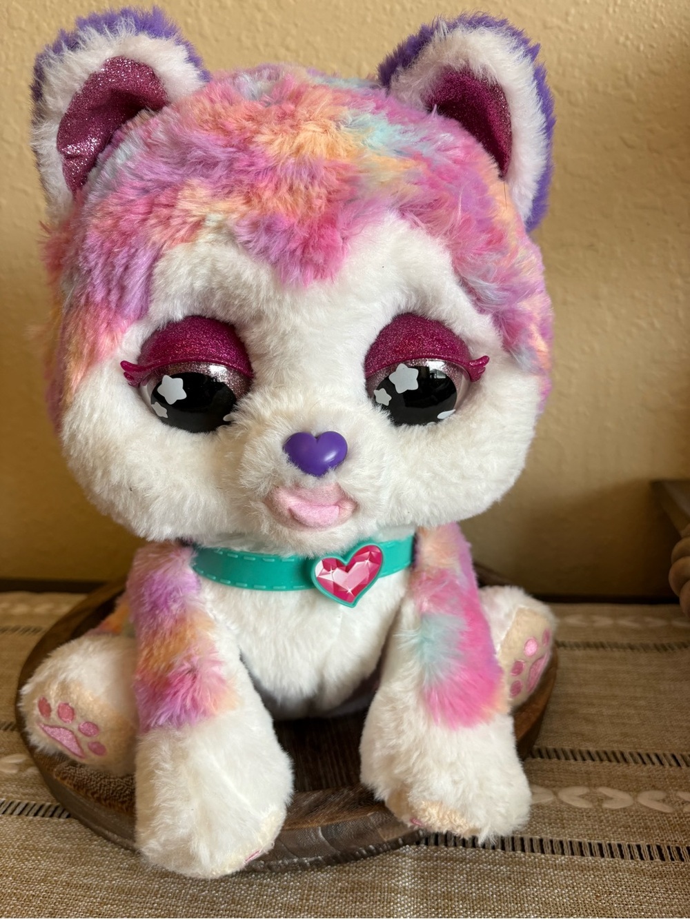V tech Hope the rainbow husky interactive toy